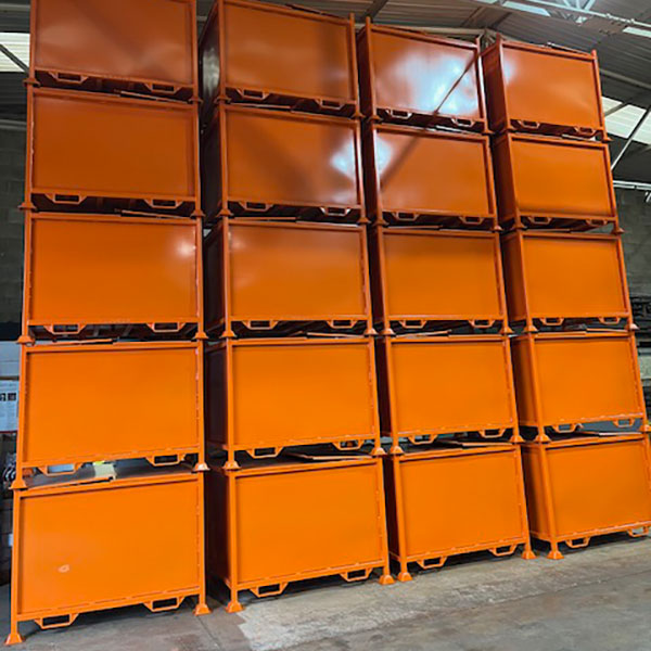 Steel pallets in Liverpool