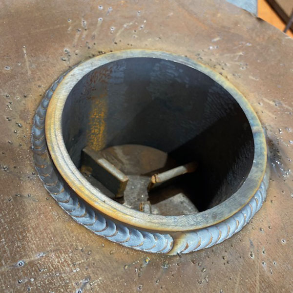 Welded pipe